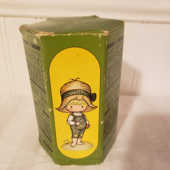 Vintage Joan Anglund Walsh Boy Figurine - 1970 - Picture 4 of 5